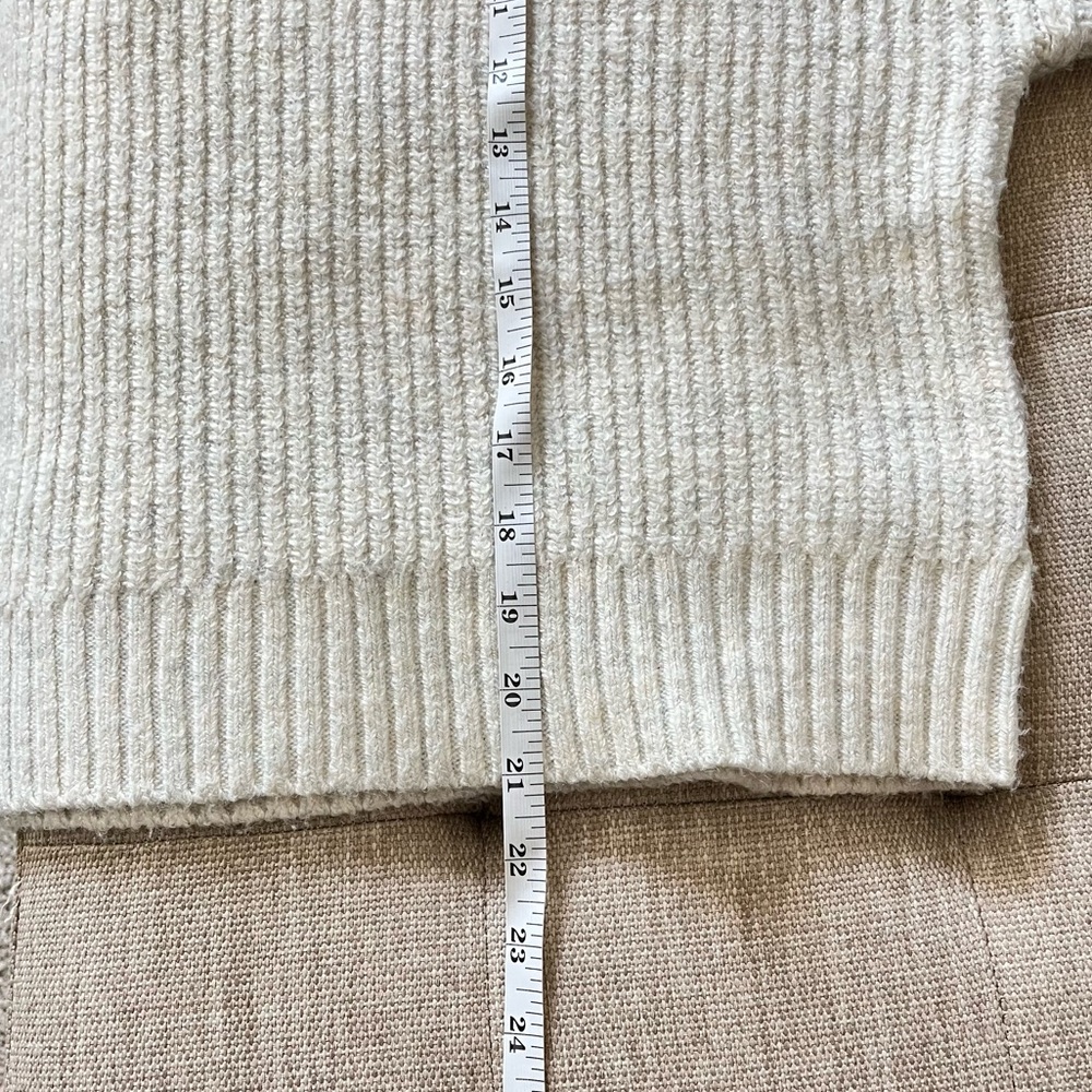 American Eagle Rib Knit Sweater Cream Sz L - Picture 8 of 8